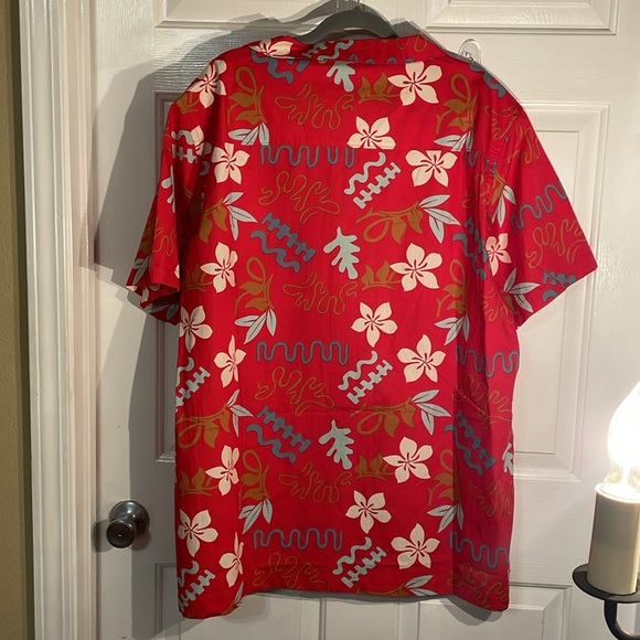 Barefoot as in Paradise men’s red, patterned Hawaiian shirt. Size XXL. NWT. - Picture 4 of 7